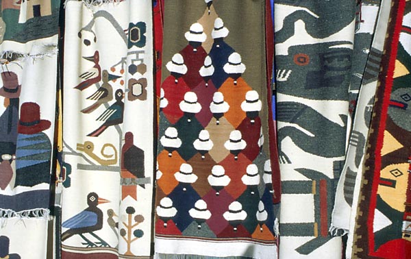 Indiánské koberce z Otavala