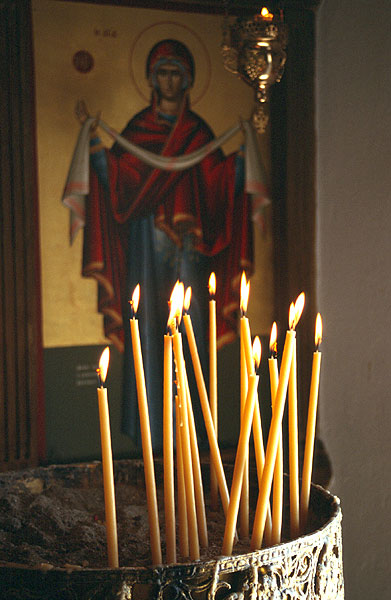 Svícen v pravoslavném kostele