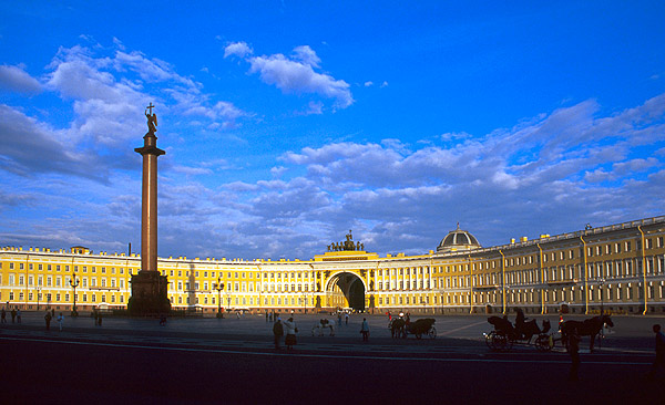 Palácové náměstí