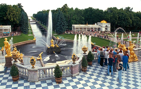 Petrodvorec - Samsonova fontána