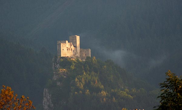 Zříceniny hradu Strečno