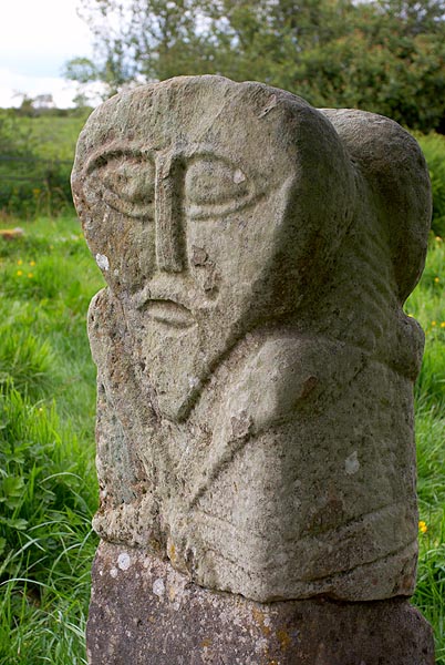 Janus Stone, pohanská socha